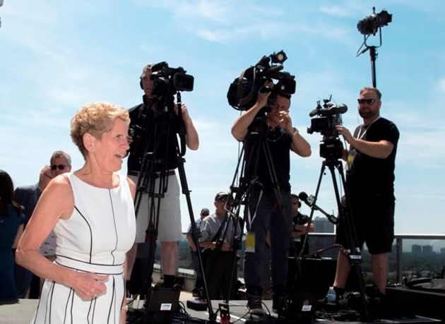 ONTARIO VOTES: Wynne Concedes Defeat, Urges Voters to Choose Liberals