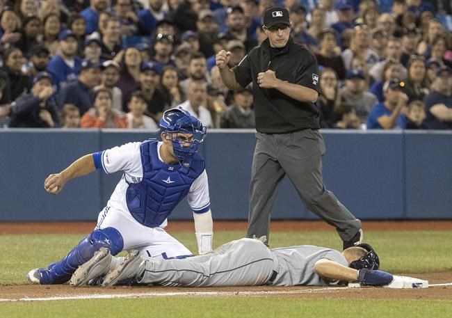 Blue Jays Smoak Rays late