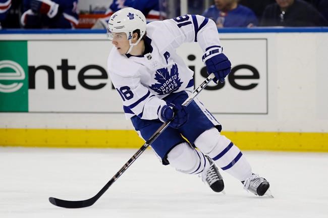Maple Leafs sign defenceman T.J. Brodie, gritty winger Wayne Simmonds in  free agency