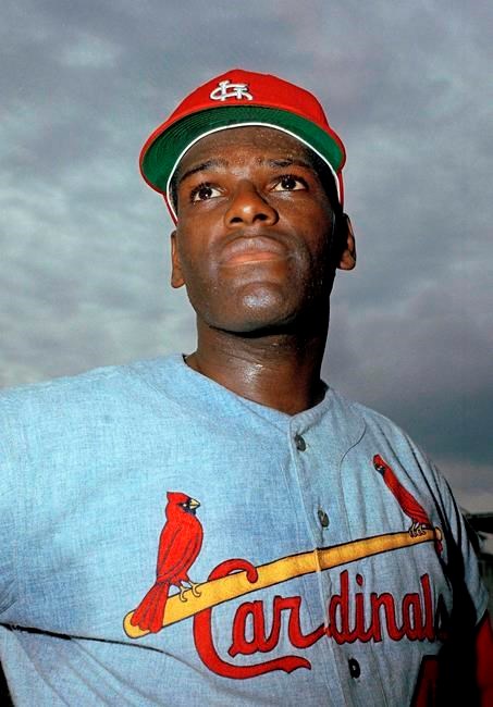 Bob Gibson fans 17 Tigers in Game 1 of 1968 World Series