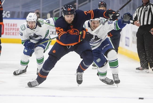 McDavid nets OT winner, Oilers edge Canucks 2-1 in pre-season play