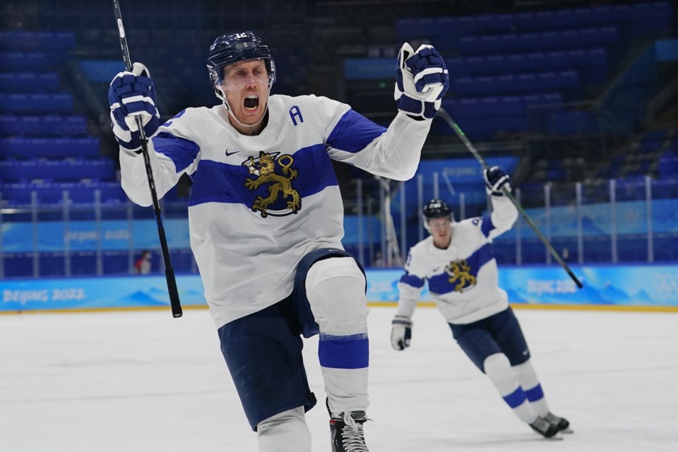 Finland hockey player goes from isolation to Olympic final Vancouver