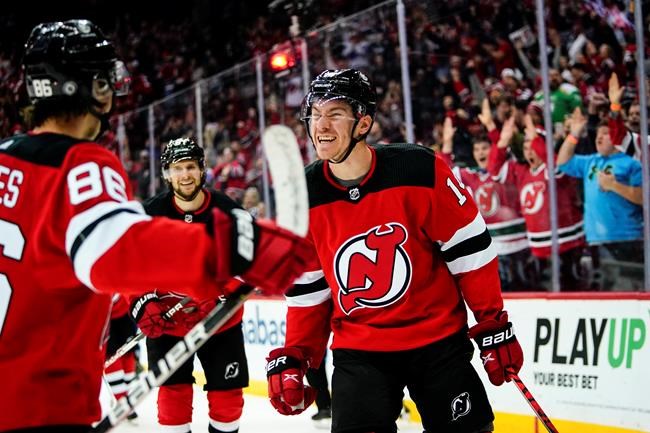 Devils tie another NHL record in 3-0 win over Blackhawks