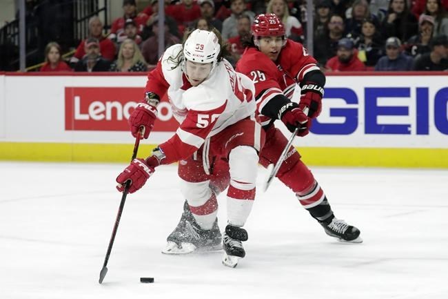 Hurricanes trade Bear, Pederson to Canucks for 5th-round pick