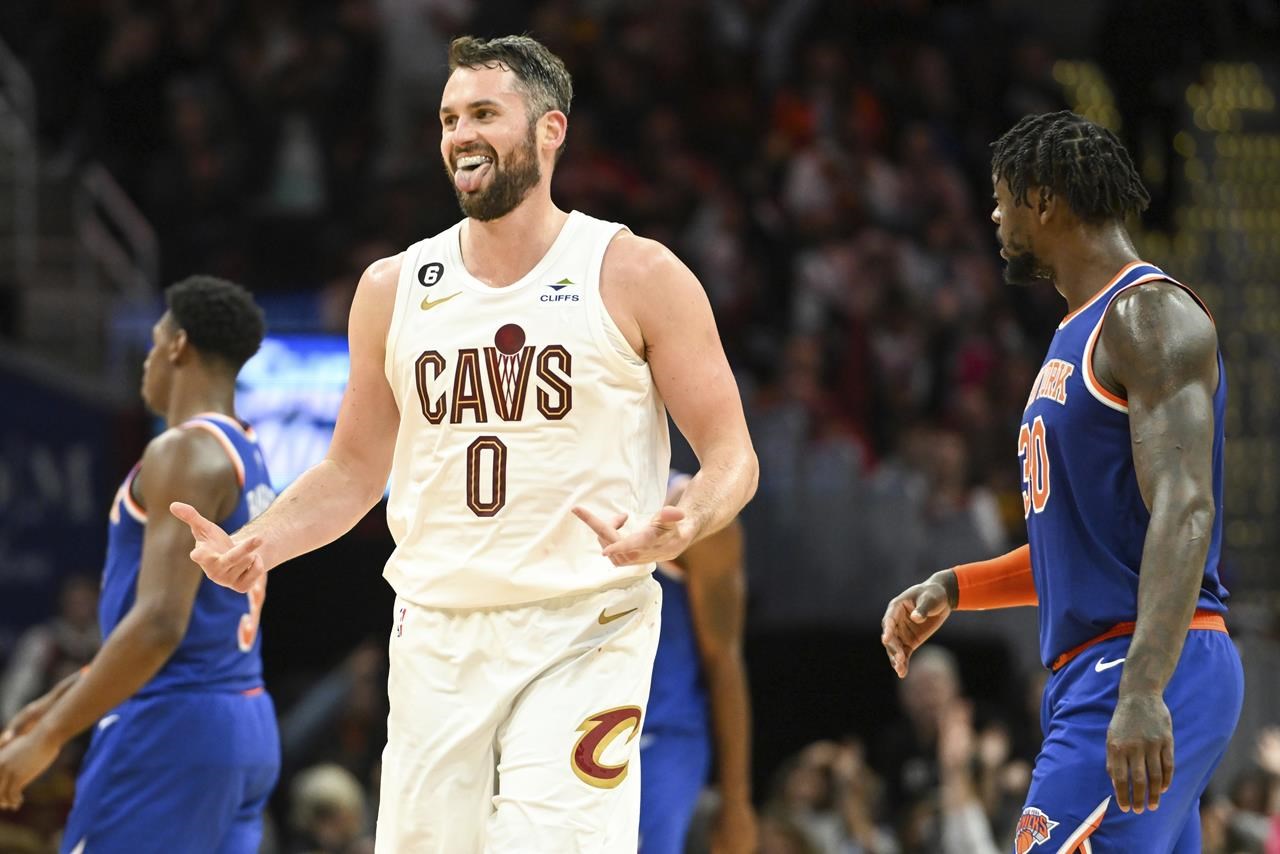 Mitchell, Love rally Cavaliers past Knicks, 121-108