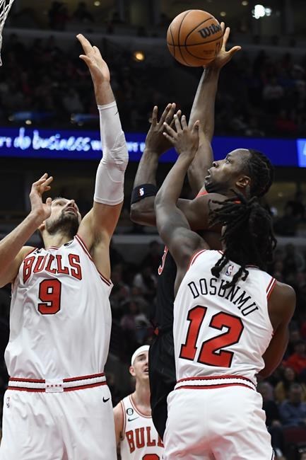 Zach LaVine's 30 points pace Bulls past Raptors - CBS Chicago