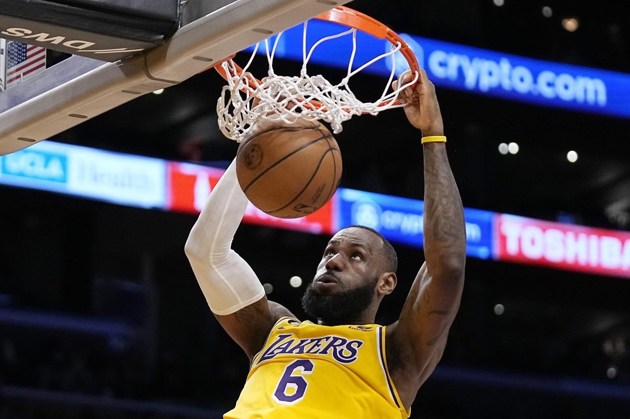 LeBron James scores 46 points, but Clippers beat Lakers - Los Angeles Times