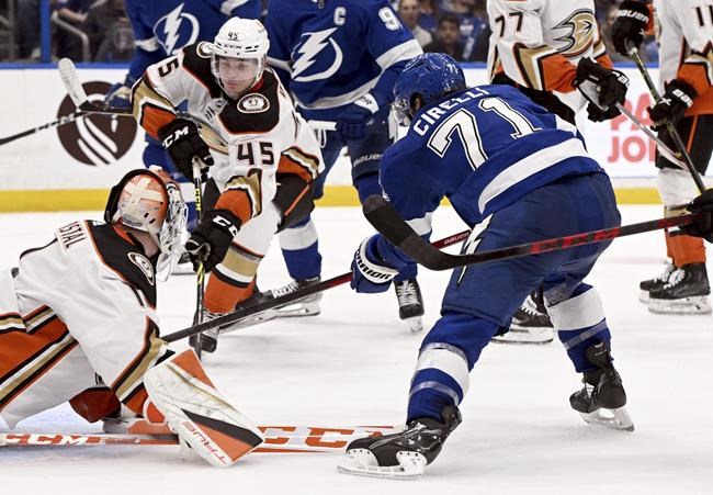 Lightning welcome back Anthony Cirelli, Zach Bogosian as they