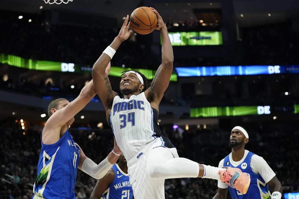 Bucks rout Magic 139-117, extend winning streak to 16 games