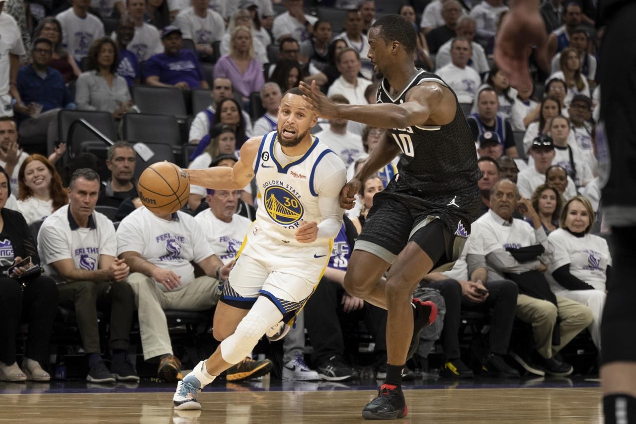 Warriors coach Steve Kerr says Kings are 'beautiful to watch' under Mike  Brown
