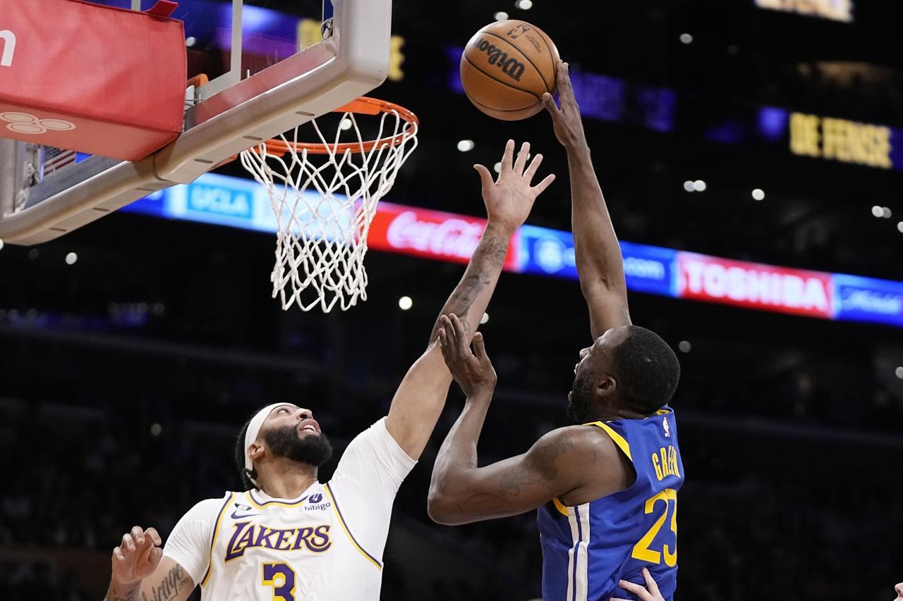 LeBron's Lakers rout Warriors 127-97, take 2-1 series lead