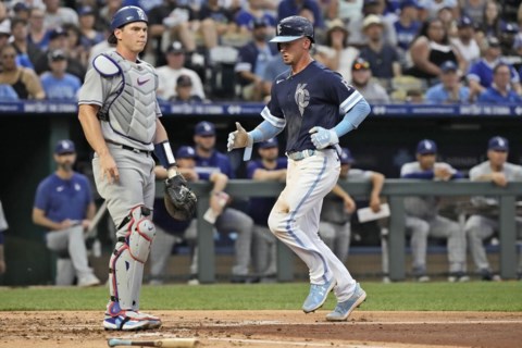 Rays score 15 unanswered runs to rally for 15-4 win over sinking