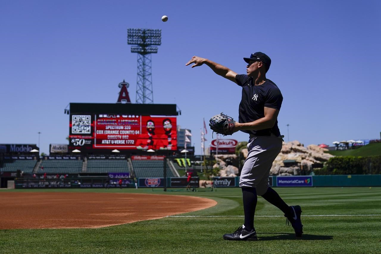 Musgrove sharp and Tatis homers to lead the Padres to a 7-1 win