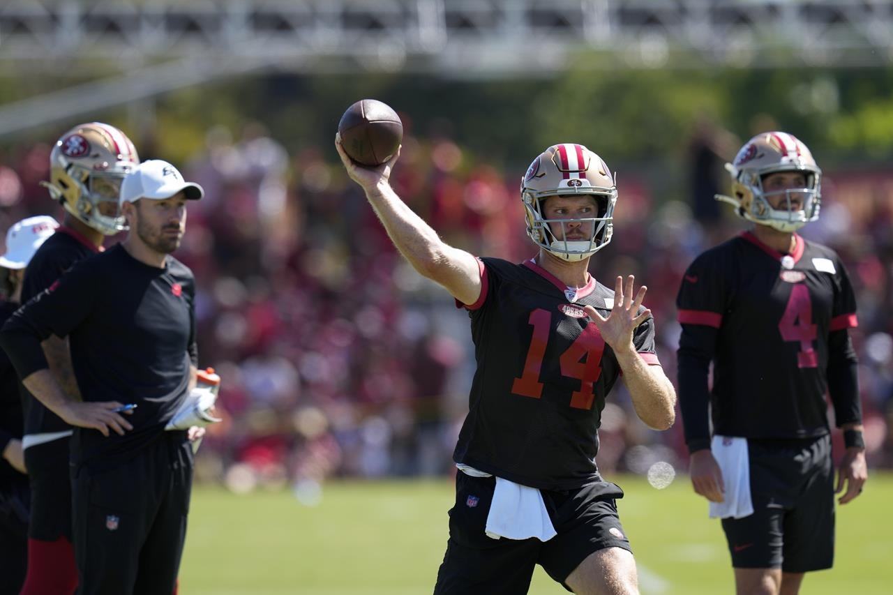 49ers are juggling 4 quarterbacks at start of camp after QB injuries  derailed 2022 season - West Hawaii Today