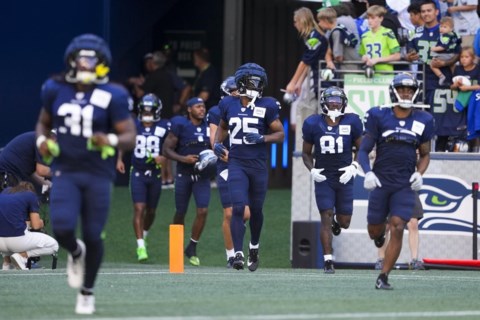 Jets' Sauce Gardner fulfills a promise to his mother and walks the stage as  a college graduate - NFL 