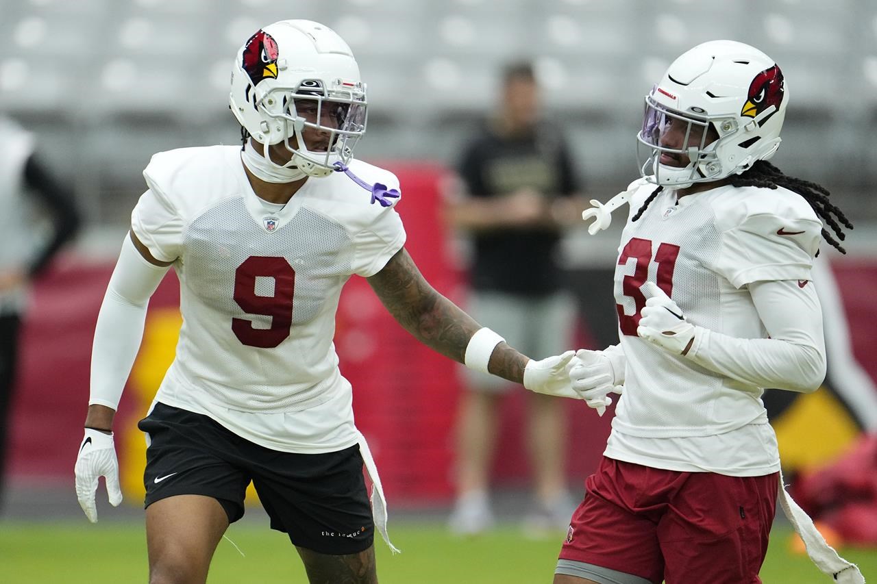 Cardinals Isaiah Simmons makes game-winning play vs. Raiders