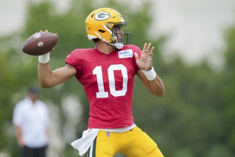 Aaron Rodgers advises No. 1 pick Bryce Young to 'be gentle with yourself'  beginning NFL career