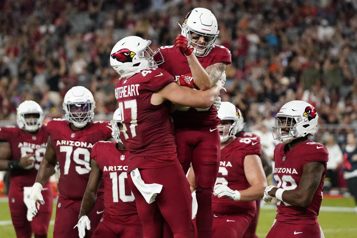 Russell Wilson throws TD pass before Cardinals mount comeback to beat  Broncos 18-17