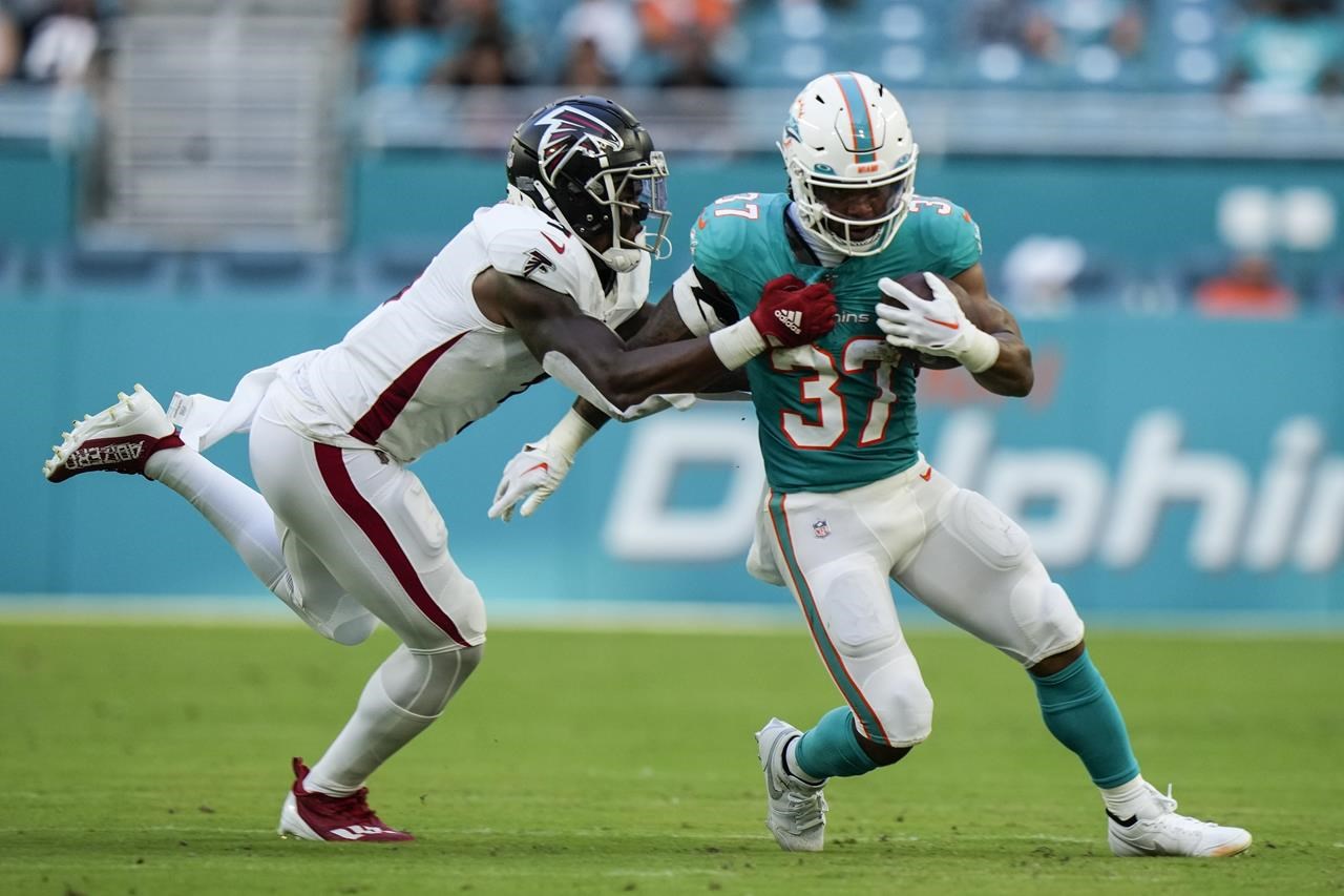 Vikings add ex-Dolphins RB Myles Gaskin with depth a concern; WR Jalen  Reagor waived