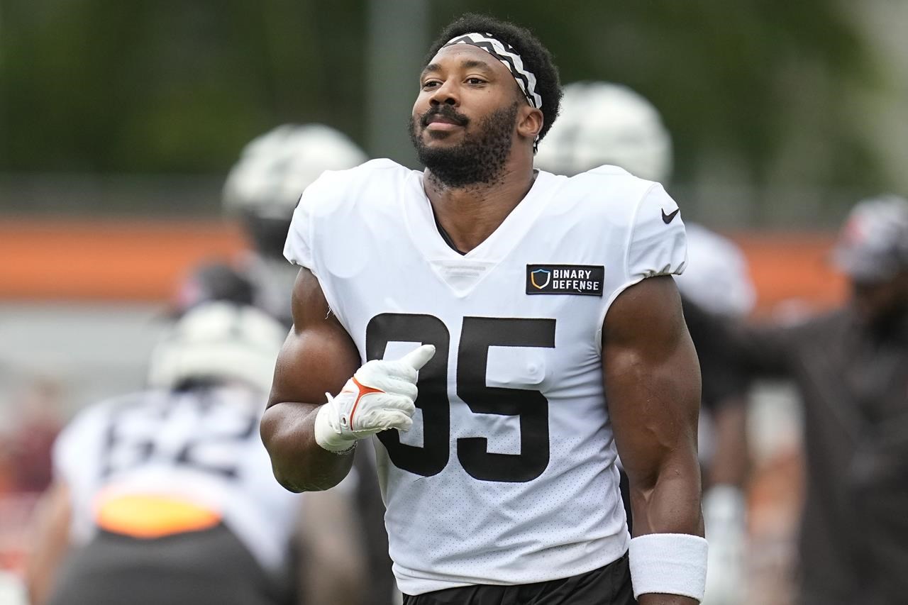 Cleveland Browns inspired by Myles Garrett pushing through injury