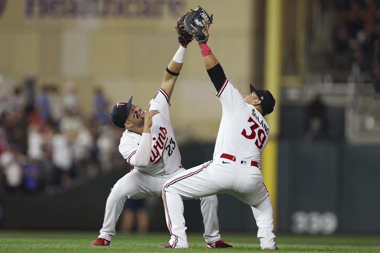 Boston's big innings lead to rout over Twins