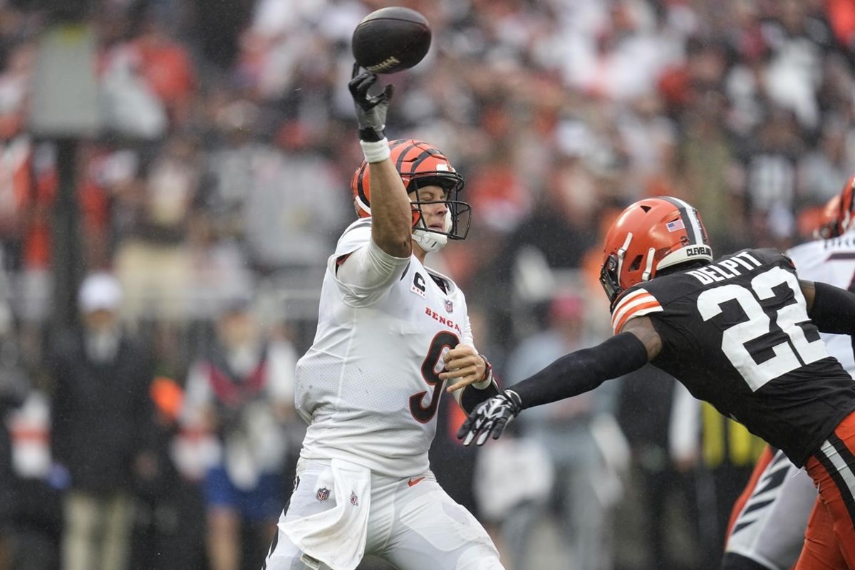 Joe Burrow looked completely OUT OF SYNC in loss to Browns