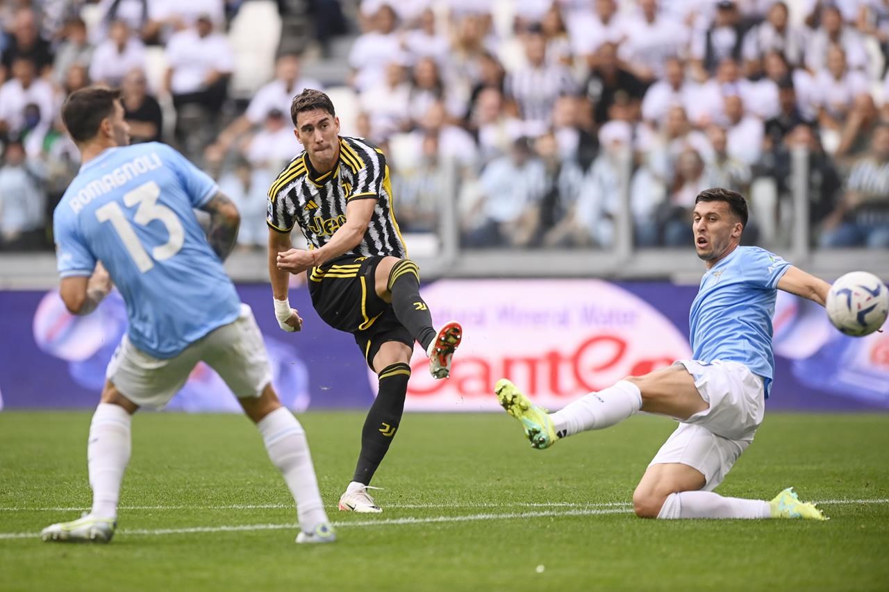 Insigne apologizes after verbal altercation with disgruntled fans