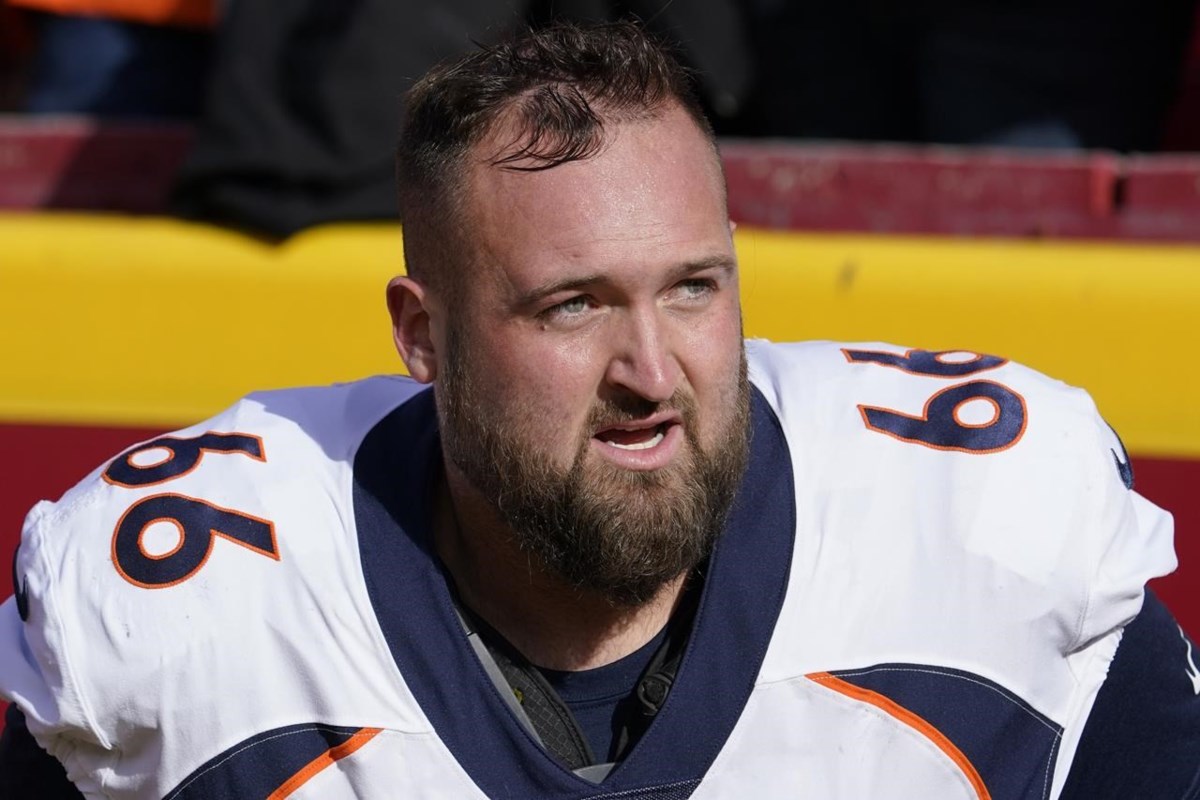 Vikings host offensive lineman Dalton Risner for visit at training camp