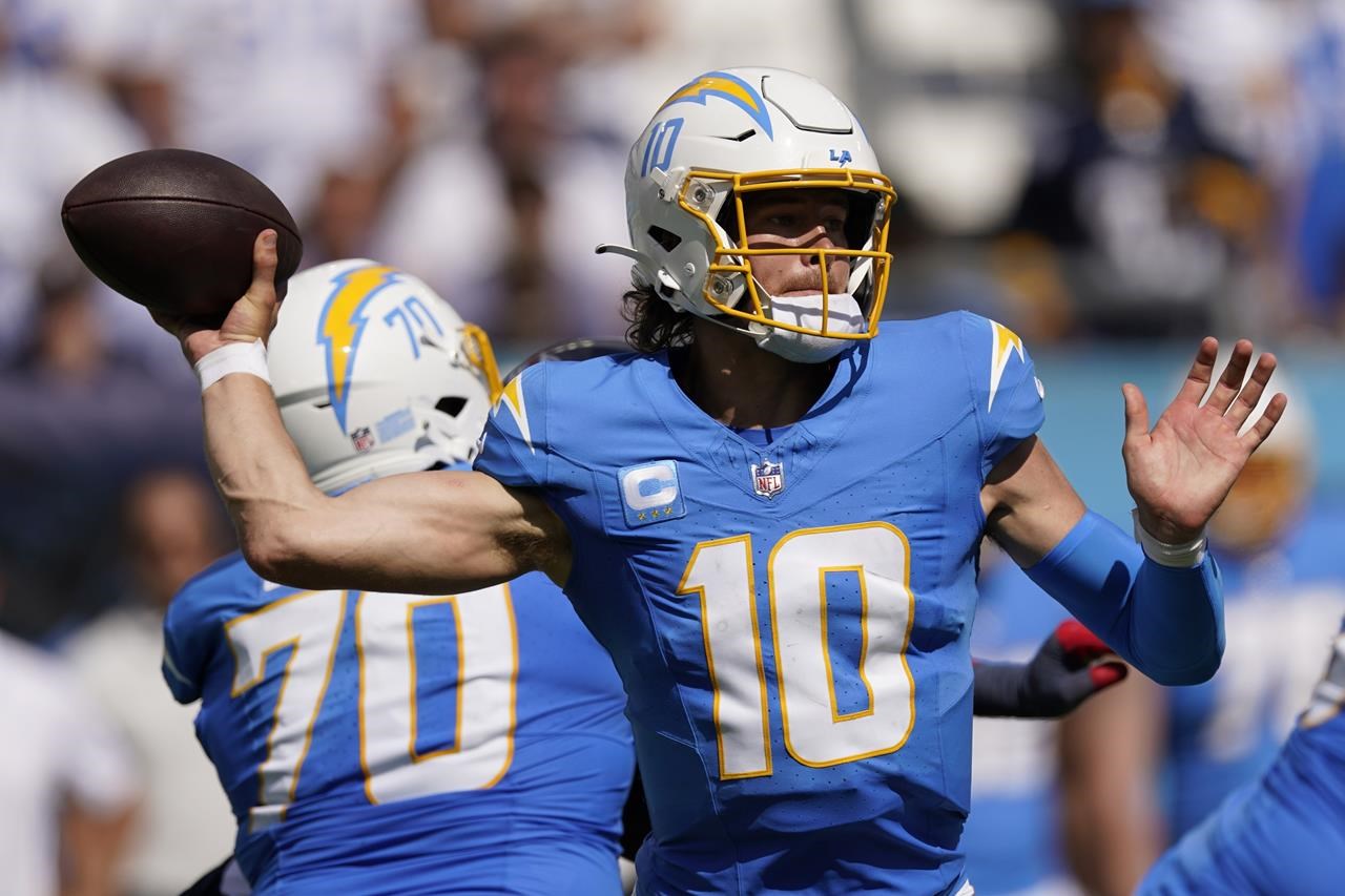 Herbert, Los Angeles Chargers come up short against Miami Dolphins