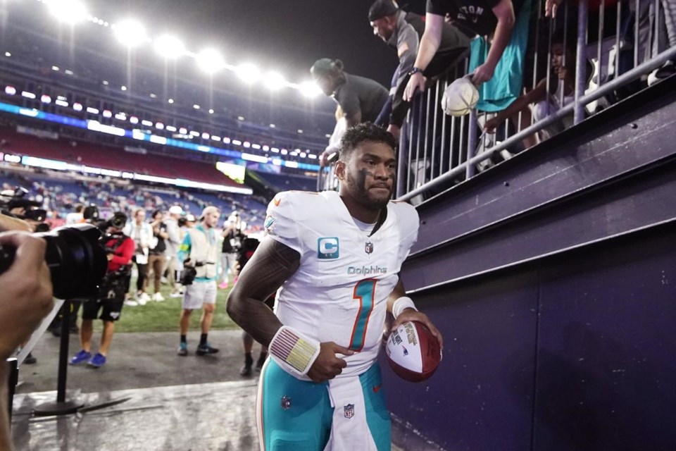 Dolphins seeking second straight 3-0 start when they host the