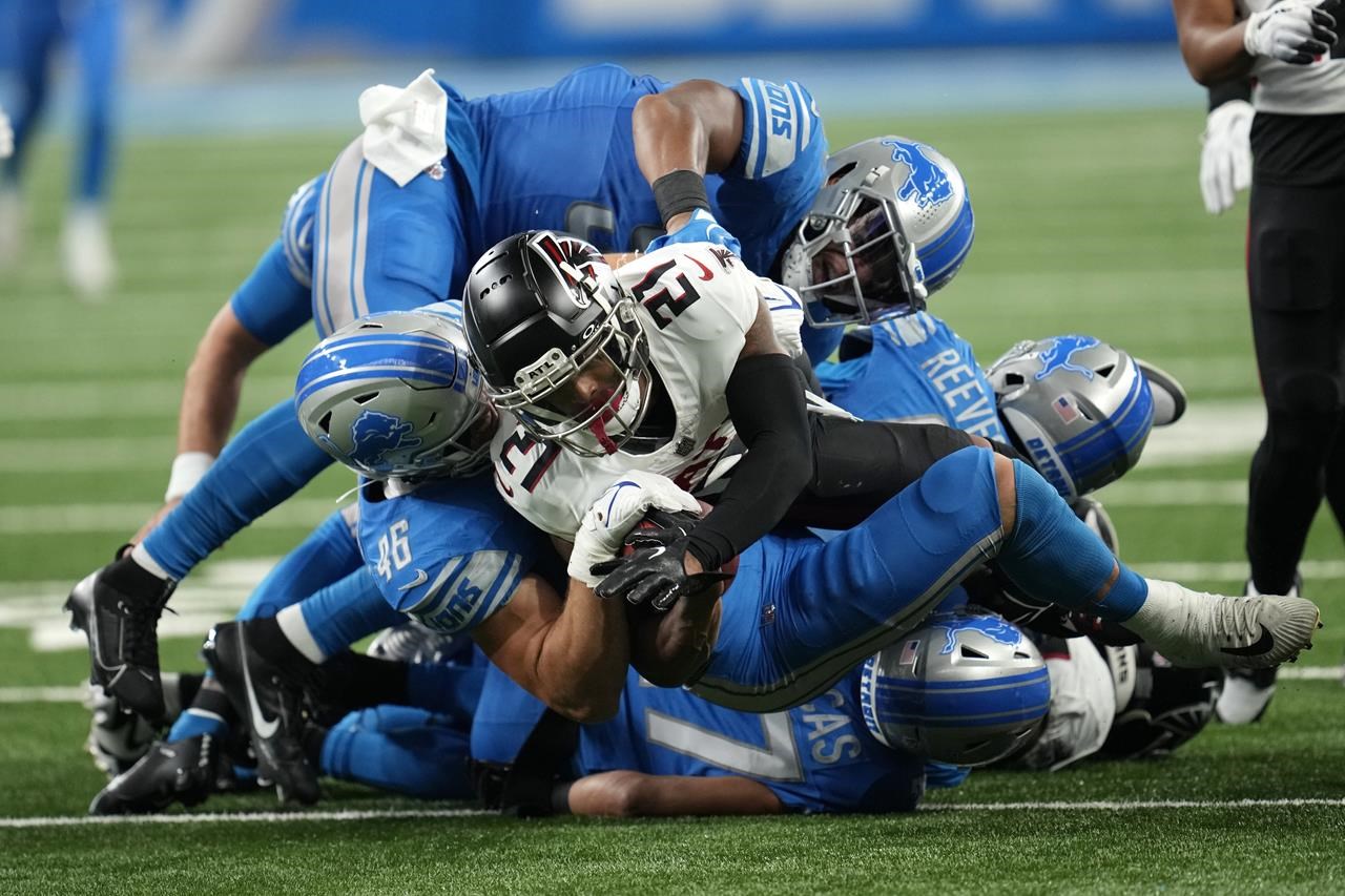 Jared Goff throws and runs for TDs, helping the Lions bounce back with a 20- 6 win over Falcons