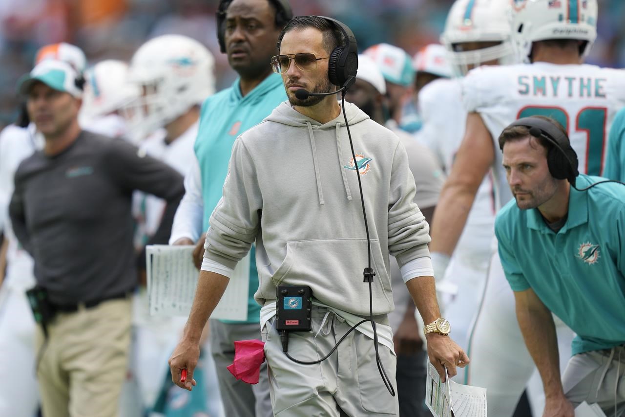 Dolphins-Raiders: McDaniel breaks down playing time decisions in