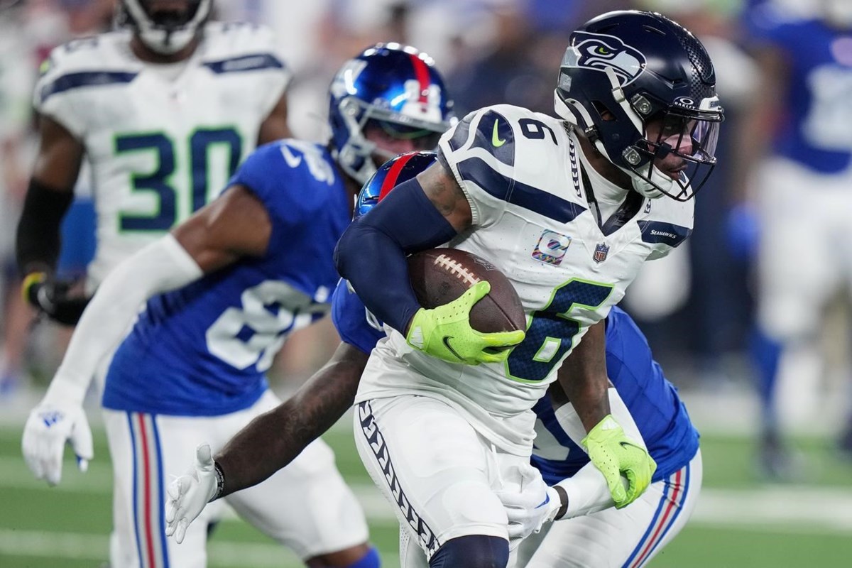 Seattle Seahawks 24-3 New York Giants LIVE SCORE: Daniel Jones sacked 11  times after signing huge new contract