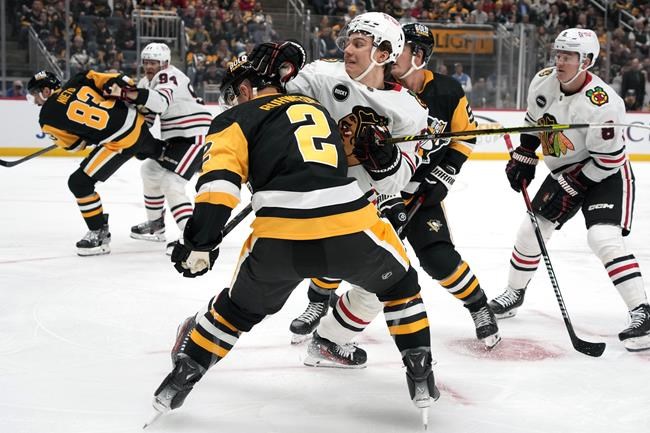 Chicago Blackhawks rally past Pittsburgh Penguins for 4-2 win on