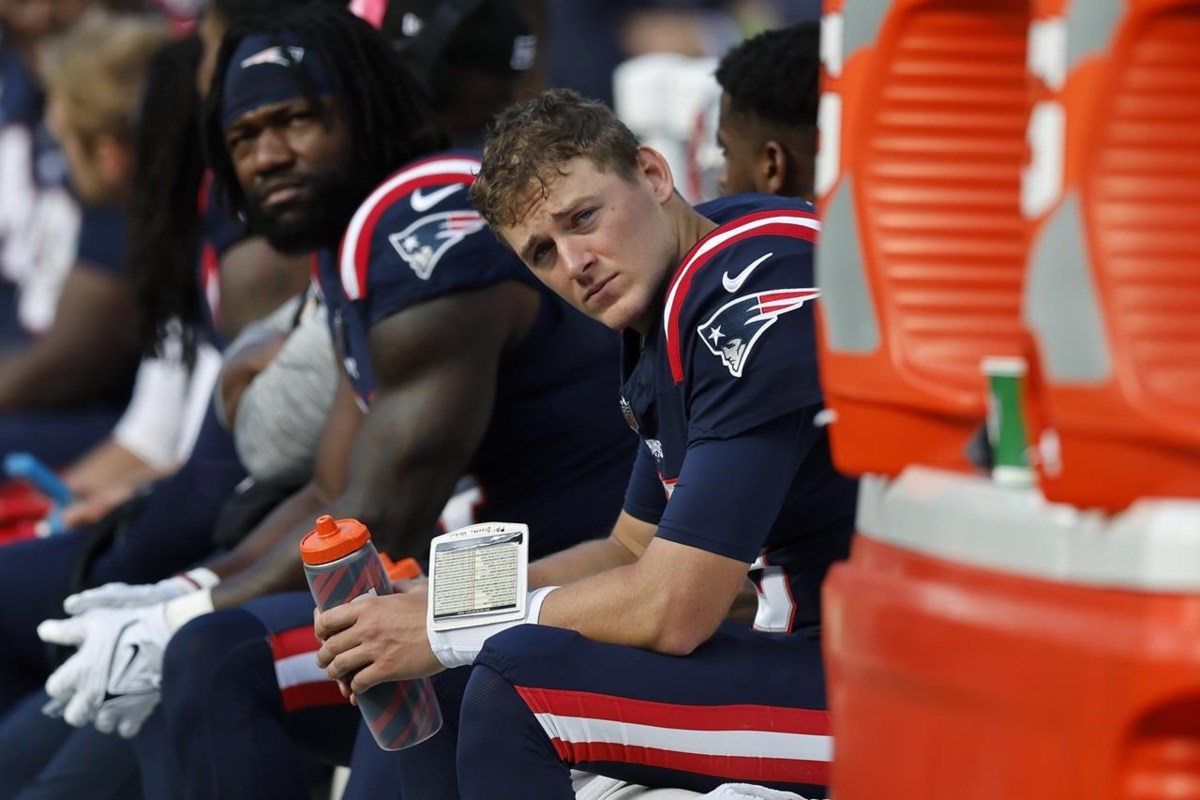 Belichick says Jones to remain Pats' starter at QB vs. Jets