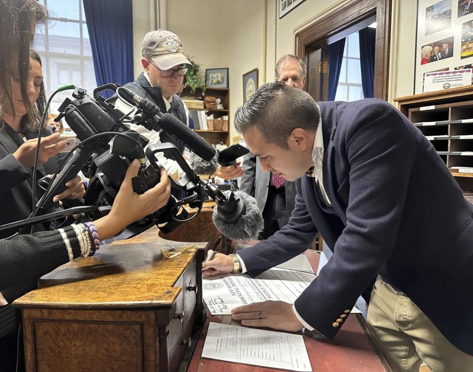 New Hampshire's presidential primary filing period opens with