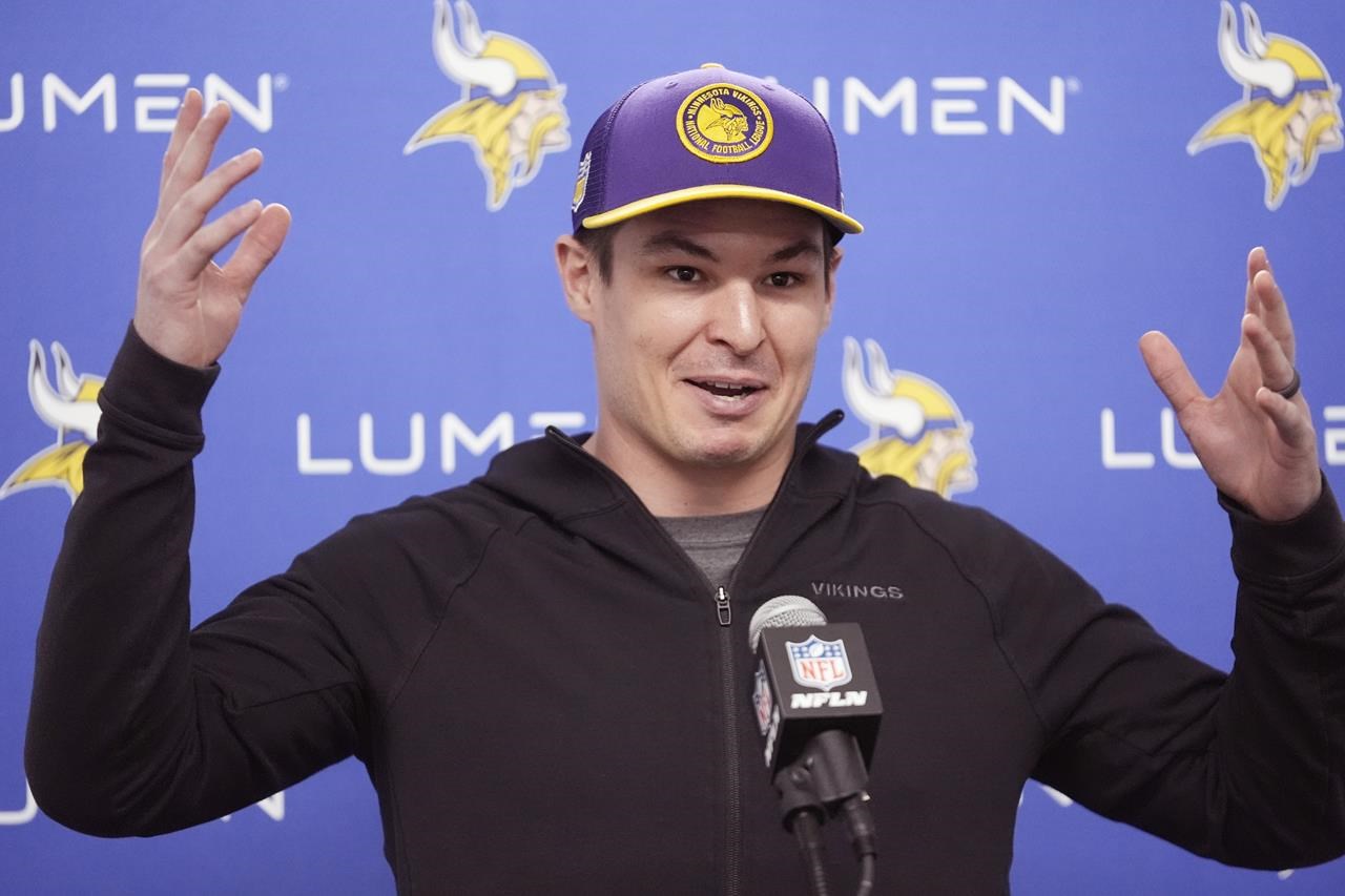 Minnesota Vikings on X: Head Coach Kevin O'Connell has announced that Nick  Mullens will get the start Sunday in Detroit.  / X