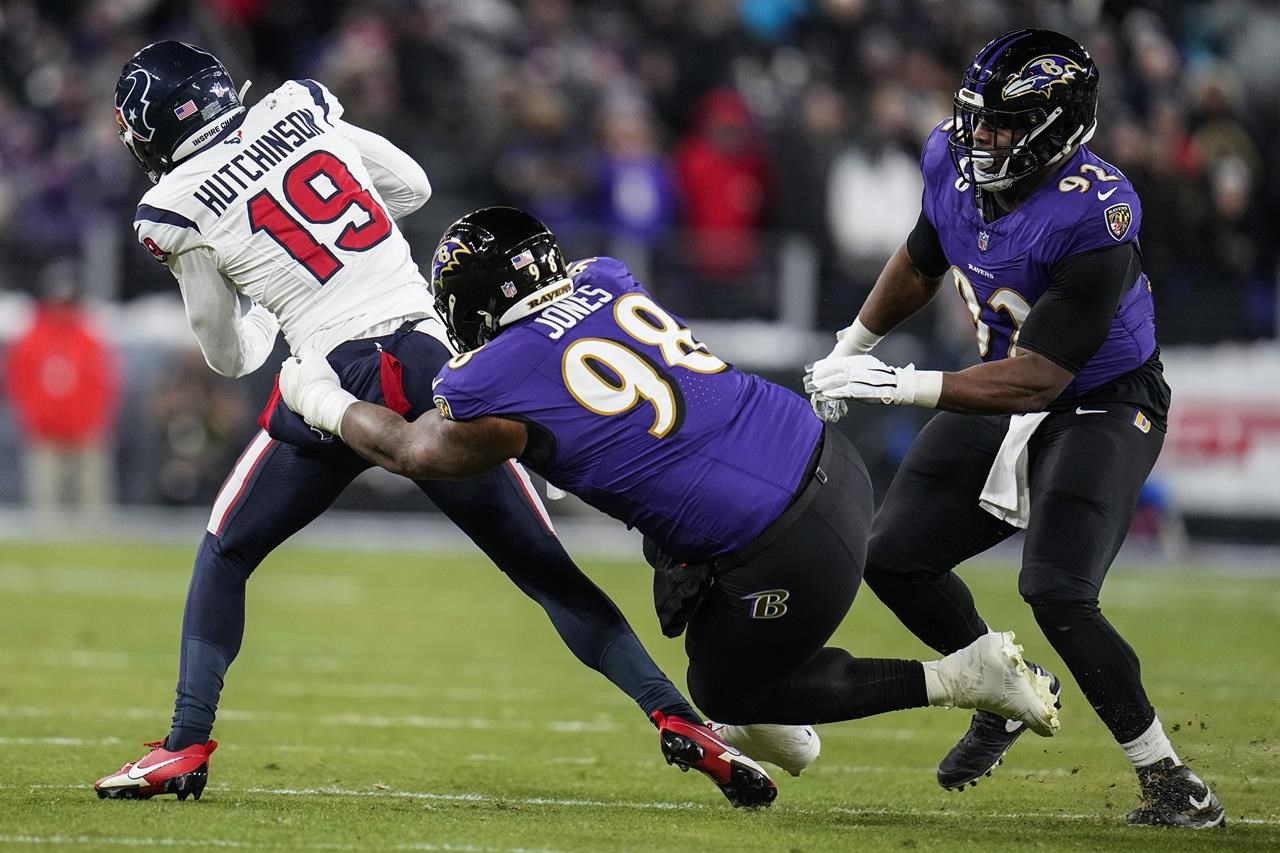 Lamar Jackson and Ravens pull away in the second half to beat