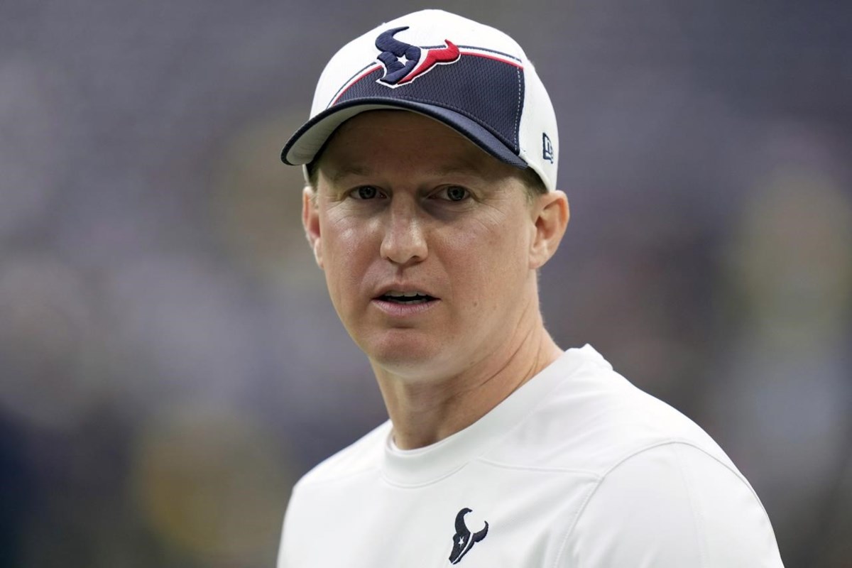 Atlanta Falcons conduct a second coaching interview with Texans ...