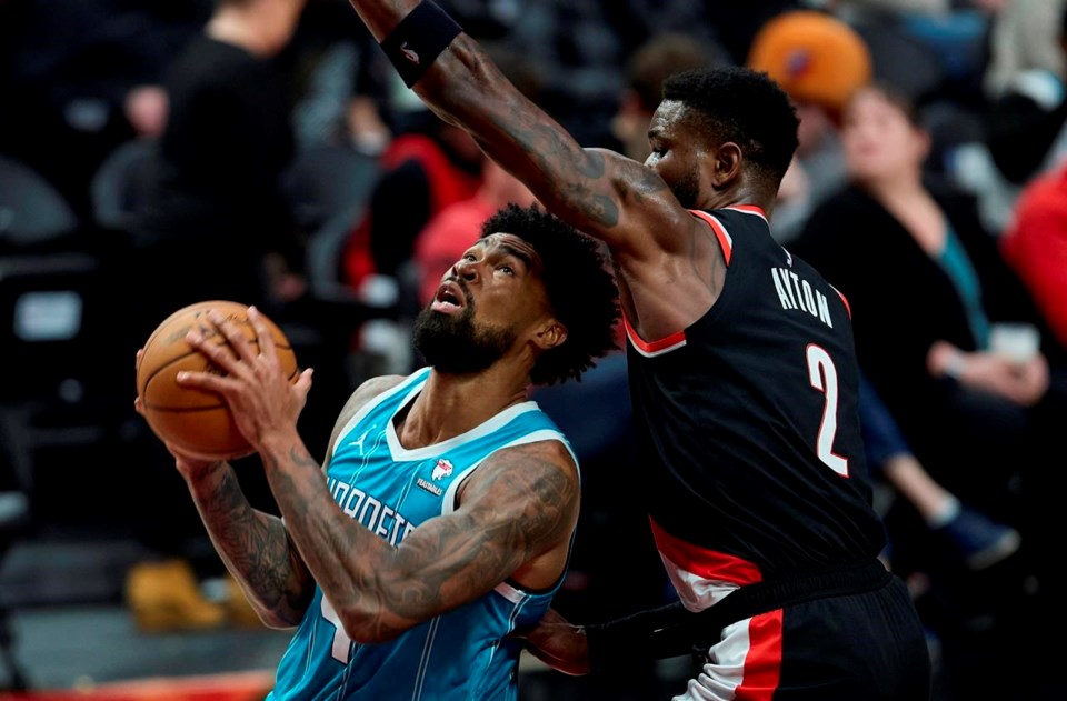 Hornets take advantage of Trail Blazers' horrible 3-point shooting in ...