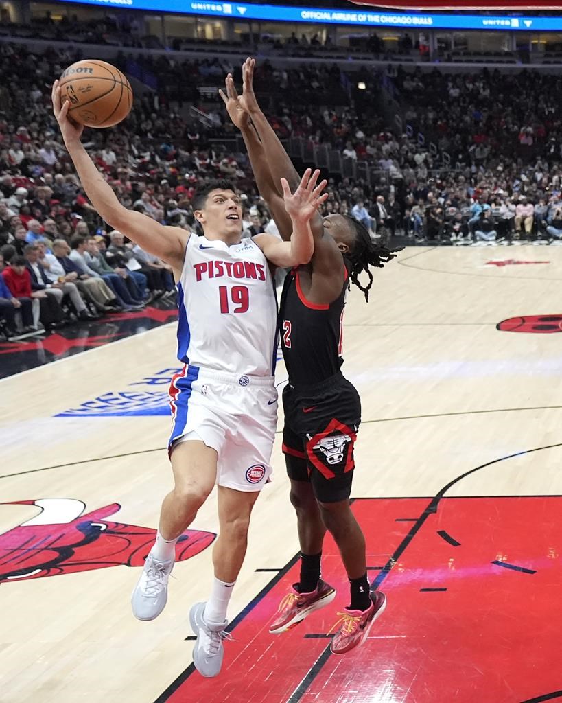 Cunningham scores 26 as Pistons beat Bulls 105-95 to stop 6-game slide 