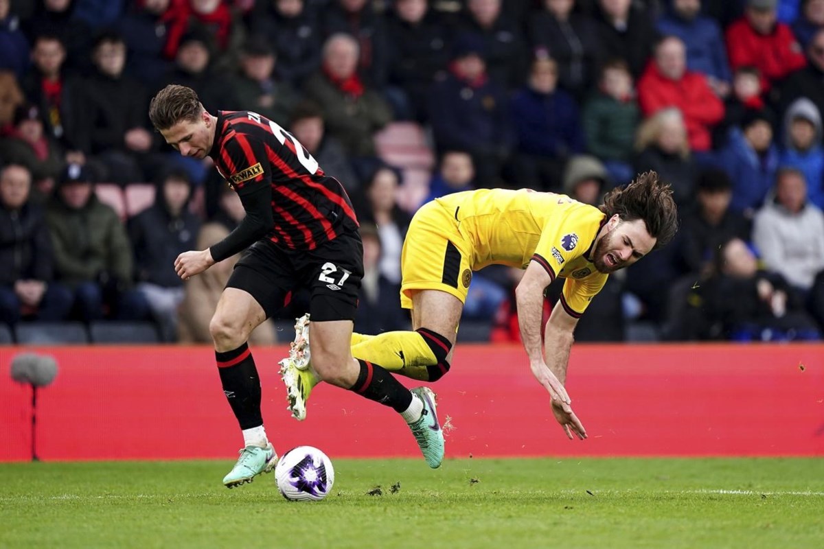 Bournemouth Fights Back From Trailing 2-0 To Draw 2-2 With Struggling ...