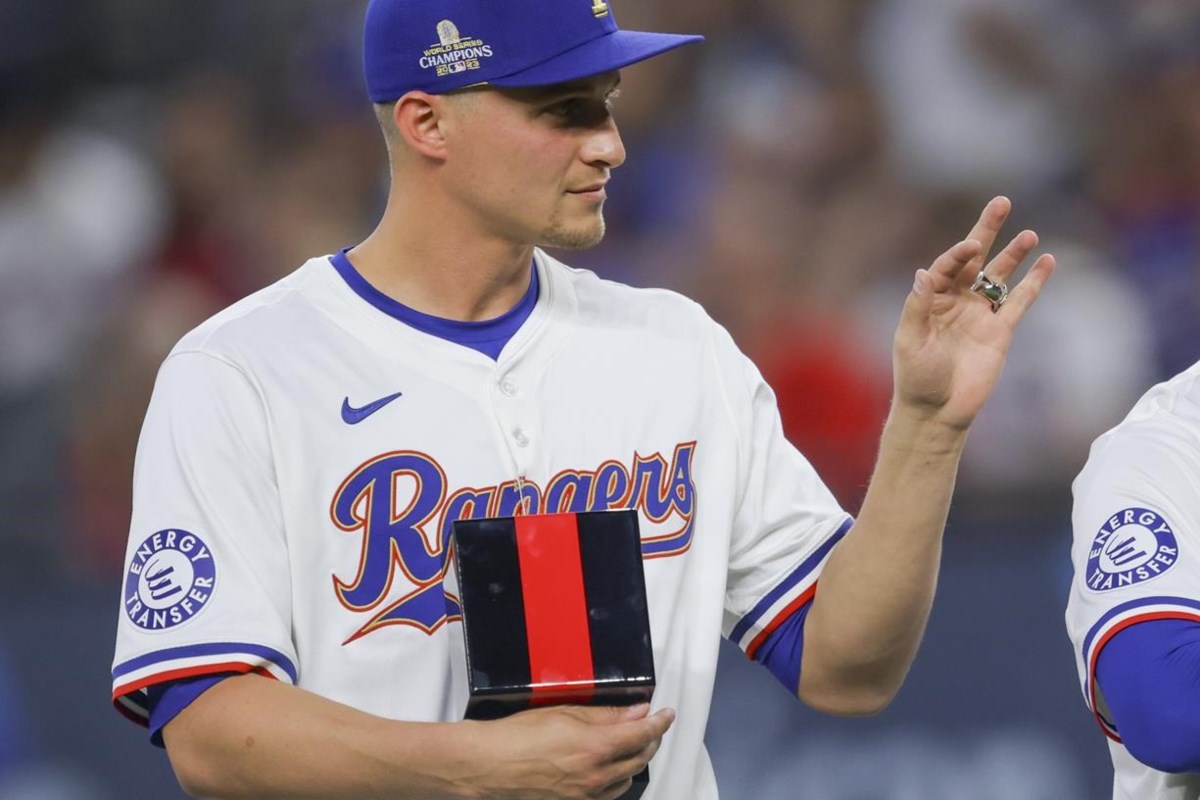 Jared Walsh homers after watching new teammates get World Series rings ...