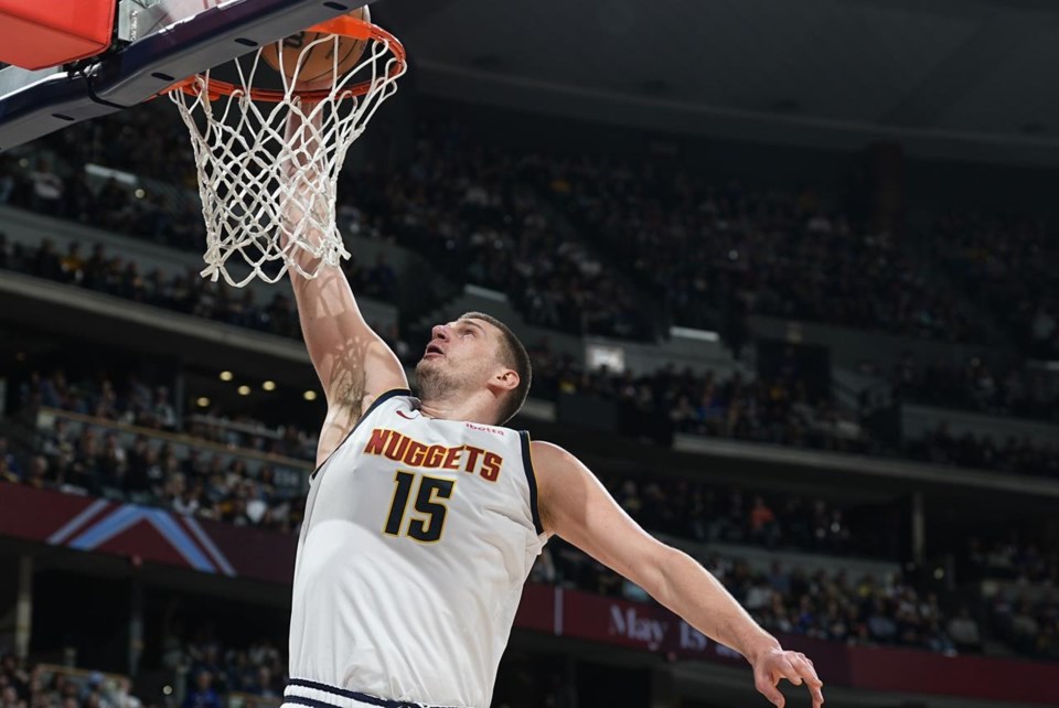 Nikola Jokic scores 42 and outduels Victor Wembanyama in Nuggets 110 105 win over Spurs Lakeland News