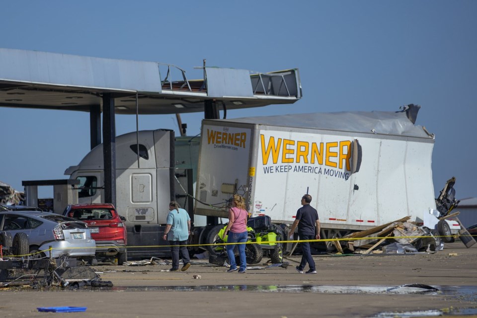 At least 13 dead in Texas, Oklahoma and Arkansas after severe weather