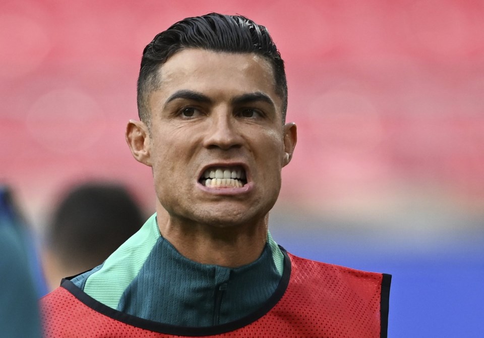 Cristiano Ronaldo in Portugal starting lineup, set to be first to play