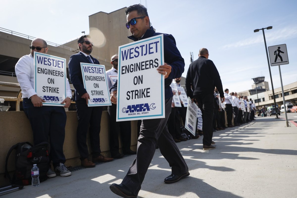 WestJet and mechanics union ratify contract after strike