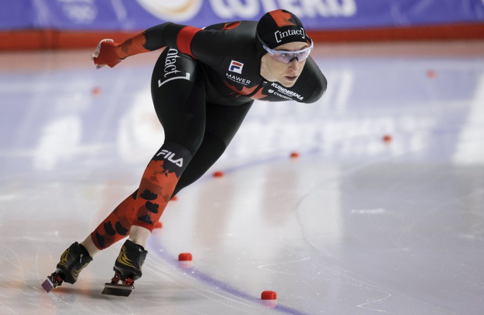 Blondin, Fish win more titles at Canadian longtrack speedskating