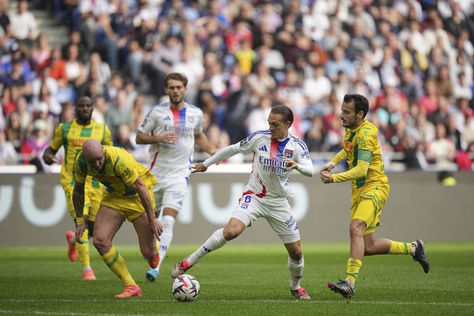 Lyon extends winning run with 20 defeat of Nantes in French league