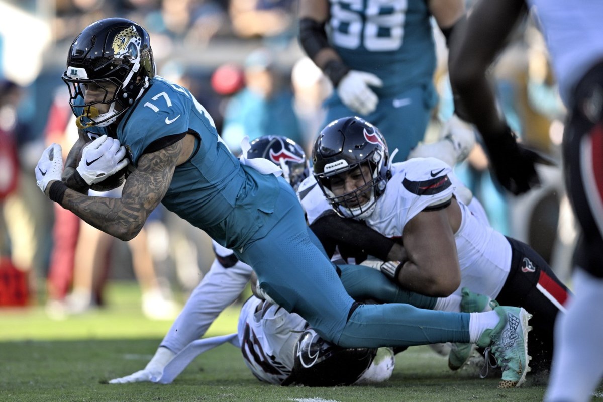 Jaguars TE Evan Engram To Have Season-ending Shoulder Surgery And Join ...